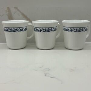 3 Vintage Corningware Old Town Blue Floral Pattern Mugs 1980s Retro Kitchen